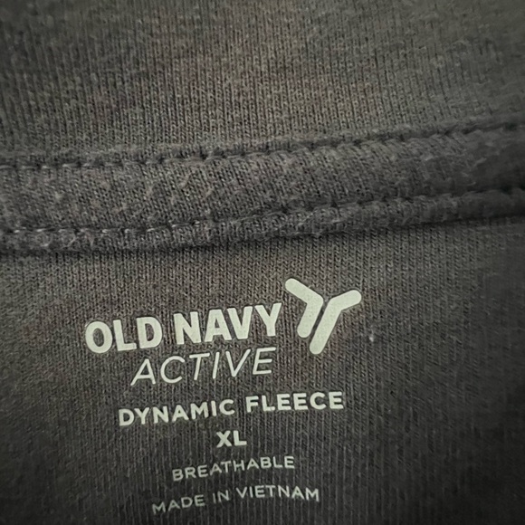 Old Navy Active Fleece XL FITS like a MEDIUM or oversized S - Picture 2 of 2